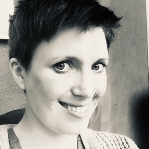 Meet your Posher, Nellie